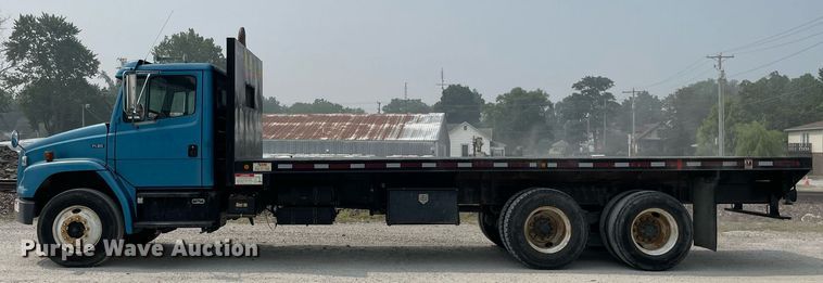 image for item LJ9772 2004 Freightliner FL80  flatbed truck