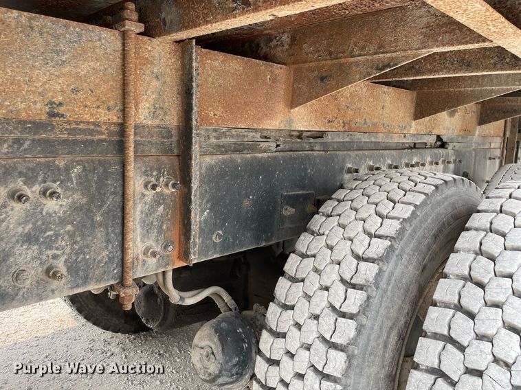 image for item LJ9772 2004 Freightliner FL80  flatbed truck