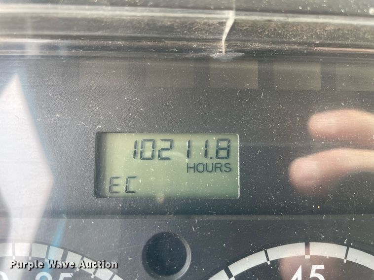 image for item LJ9772 2004 Freightliner FL80  flatbed truck