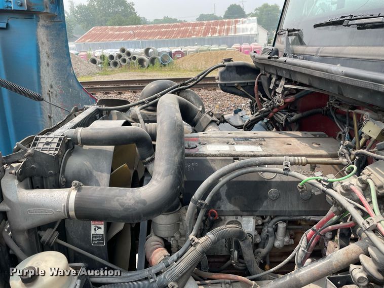 image for item LJ9772 2004 Freightliner FL80  flatbed truck