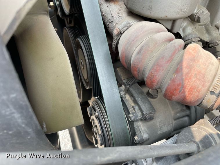 image for item LJ9772 2004 Freightliner FL80  flatbed truck