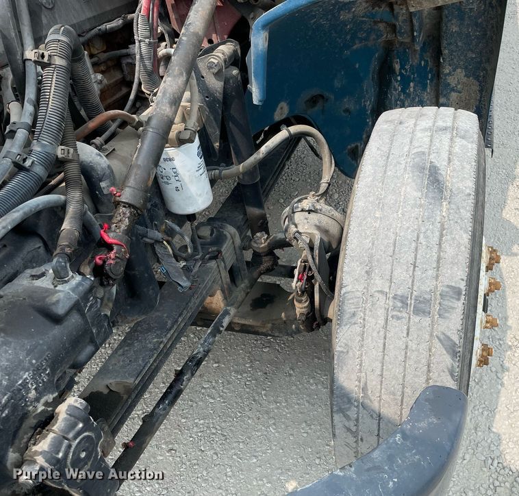 image for item LJ9772 2004 Freightliner FL80  flatbed truck