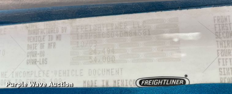 image for item LJ9772 2004 Freightliner FL80  flatbed truck