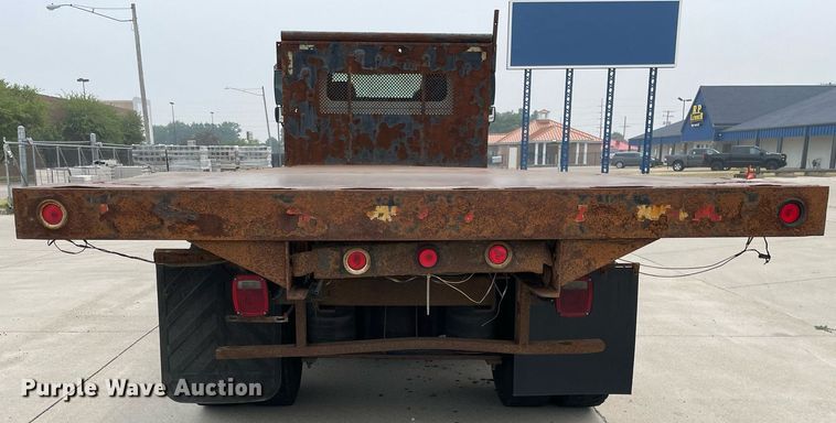 image for item LJ9773 2011 International WorkStar 7400  dump flatbed truck