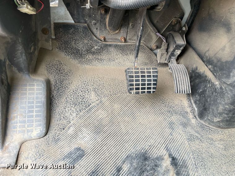 image for item LJ9773 2011 International WorkStar 7400  dump flatbed truck