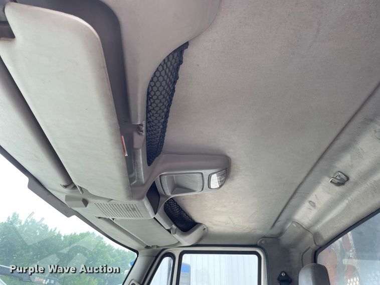 image for item LJ9773 2011 International WorkStar 7400  dump flatbed truck