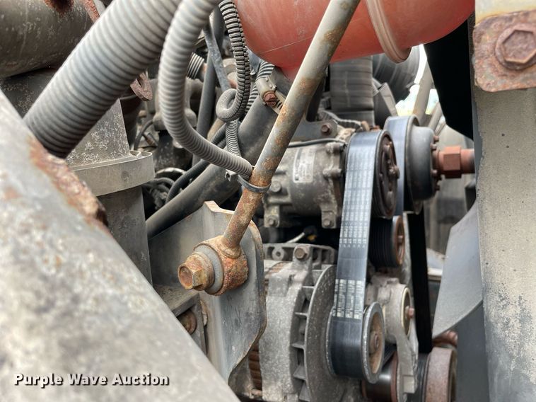 image for item LJ9773 2011 International WorkStar 7400  dump flatbed truck