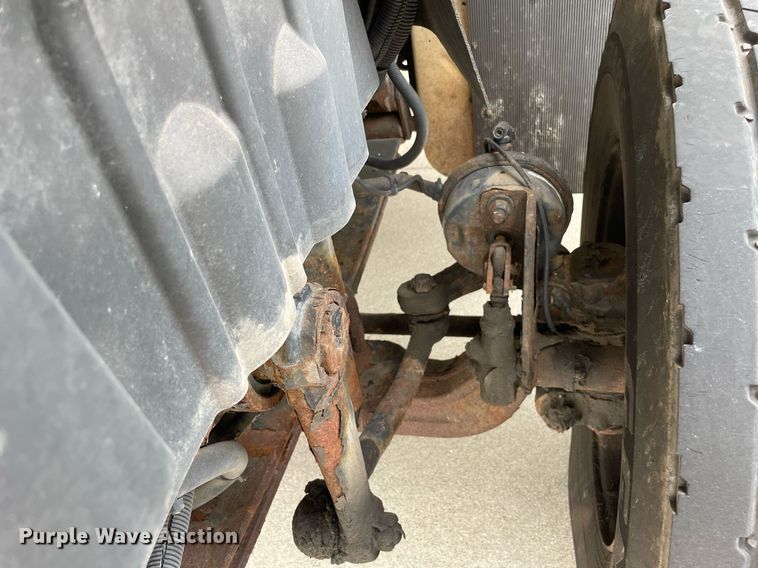 image for item LJ9773 2011 International WorkStar 7400  dump flatbed truck