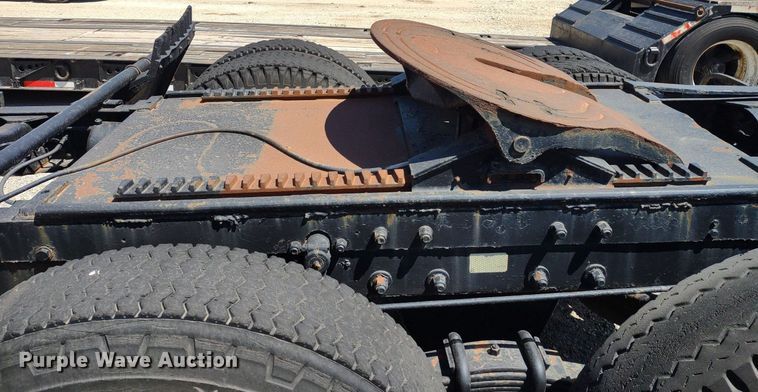 image for item LL9102 1966 Mack R600 semi truck