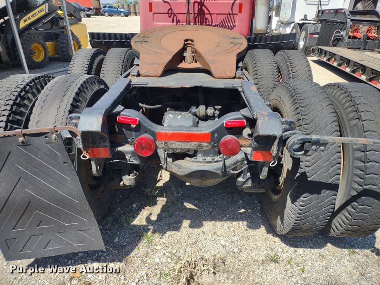 image for item LL9102 1966 Mack R600 semi truck