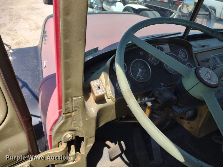 image for item LL9102 1966 Mack R600 semi truck