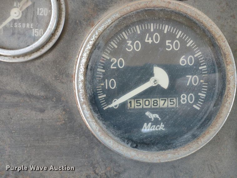 image for item LL9102 1966 Mack R600 semi truck