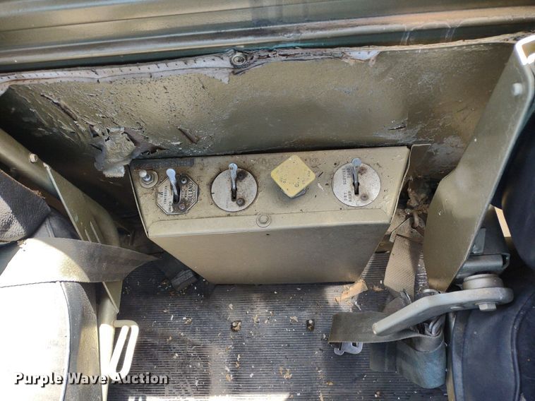 image for item LL9102 1966 Mack R600 semi truck