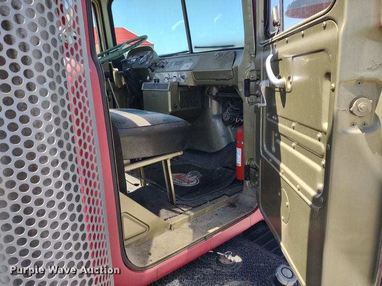 image for item LL9102 1966 Mack R600 semi truck