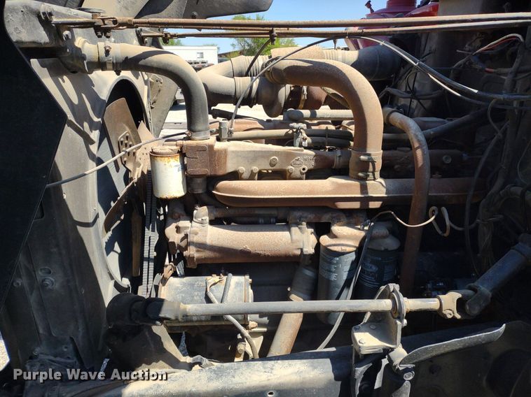 image for item LL9102 1966 Mack R600 semi truck