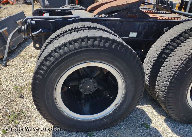 image for item LL9102 1966 Mack R600 semi truck