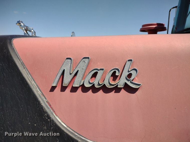 image for item LL9102 1966 Mack R600 semi truck