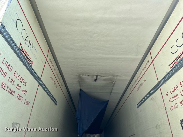 image for item LN9274 2005 Utility 3000R  refrigerated van trailer