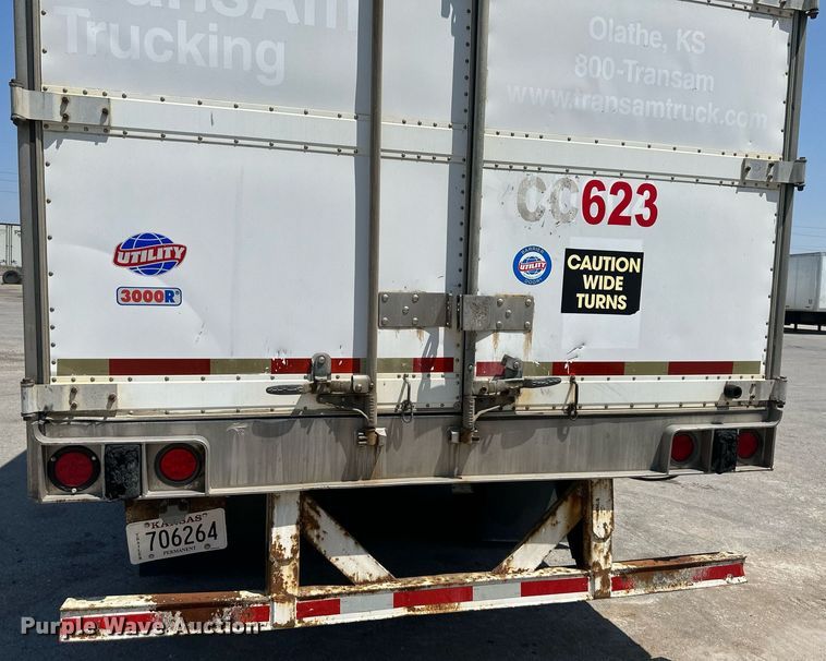 image for item LN9276 2005 Utility 3000R  refrigerated van trailer