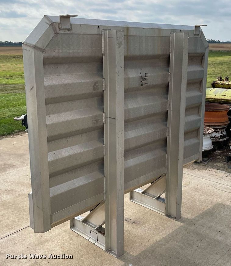 image for item LS9306 Sturdy-Lite  headache rack