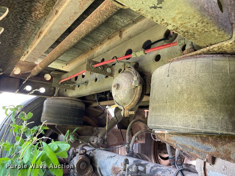 image for item LS9309 1999 Wabash DVCVHPA  dry van trailer