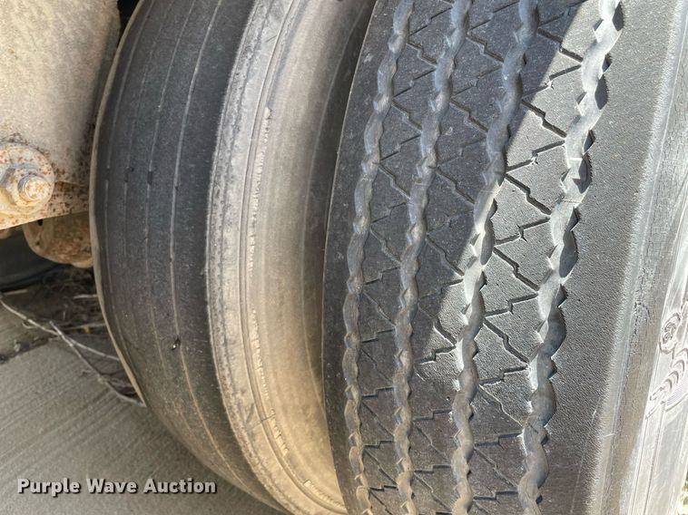 image for item LS9309 1999 Wabash DVCVHPA  dry van trailer