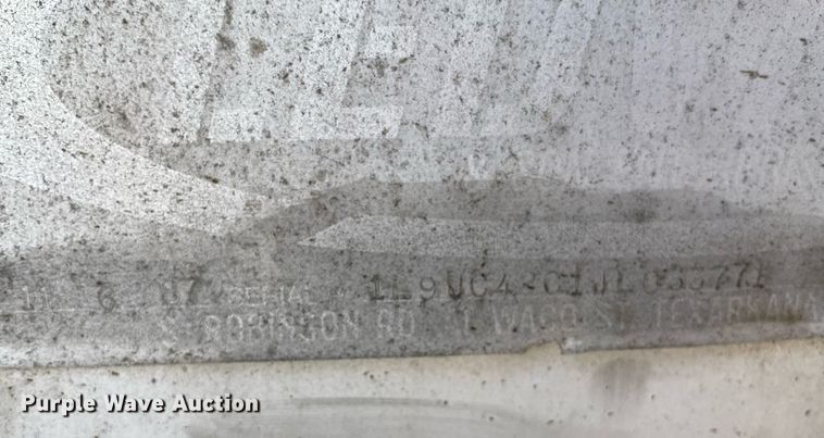 image for item LS9311 1988 Ledwell LW40APW  feed delivery trailer