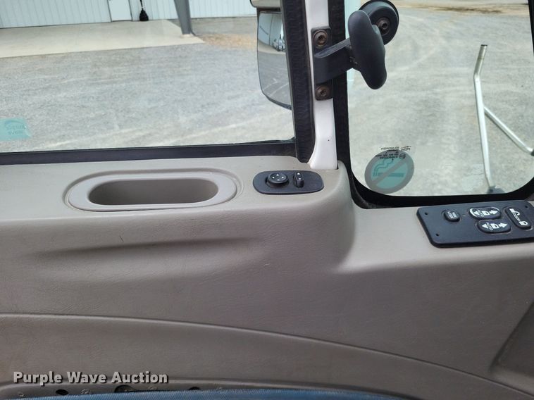 image for item LS9560 2016 International ProStar Plus  semi truck