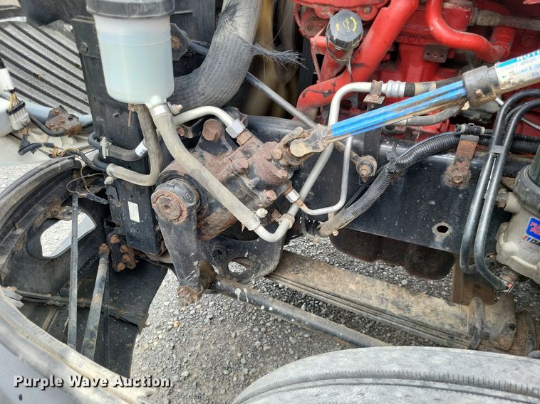 image for item LS9560 2016 International ProStar Plus  semi truck