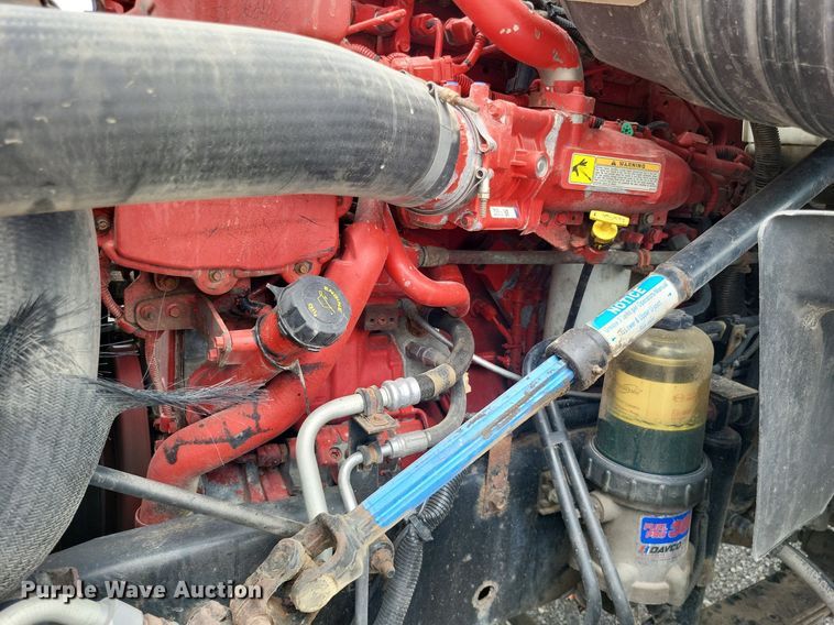 image for item LS9560 2016 International ProStar Plus  semi truck