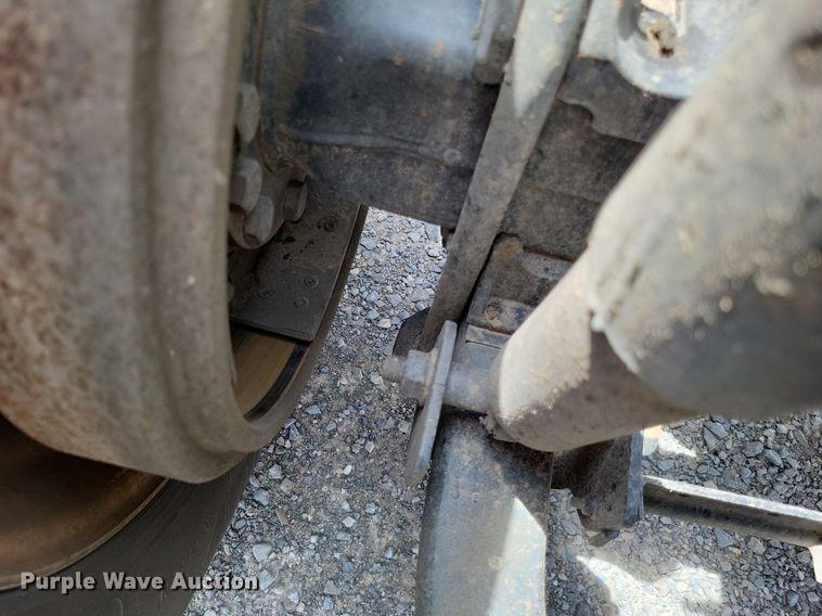 image for item LS9560 2016 International ProStar Plus  semi truck