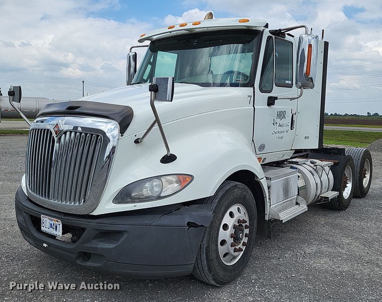 image for item LS9561 2014 International ProStar Plus  semi truck