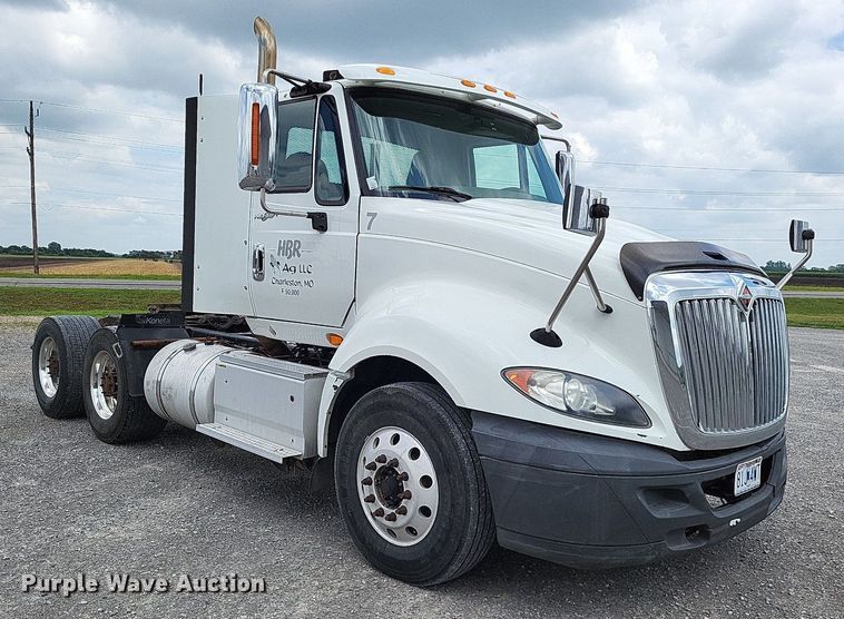 image for item LS9561 2014 International ProStar Plus  semi truck