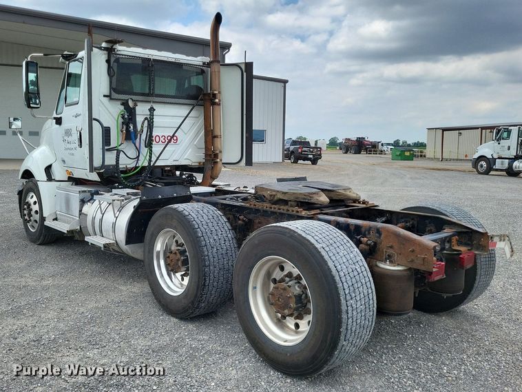 image for item LS9561 2014 International ProStar Plus  semi truck