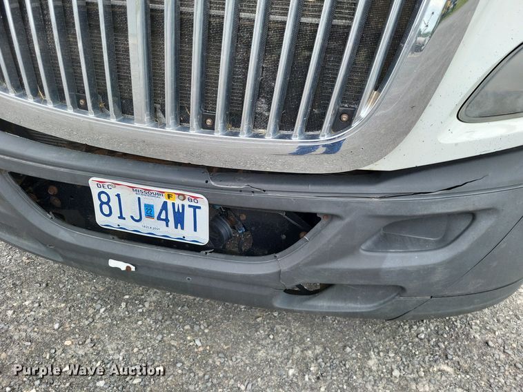 image for item LS9561 2014 International ProStar Plus  semi truck