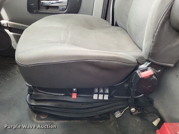 image for item LS9561 2014 International ProStar Plus  semi truck