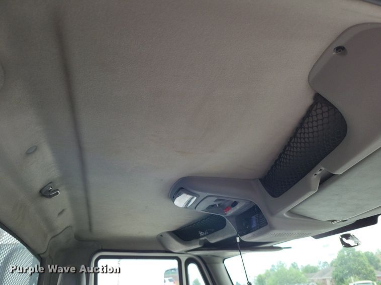 image for item LS9561 2014 International ProStar Plus  semi truck