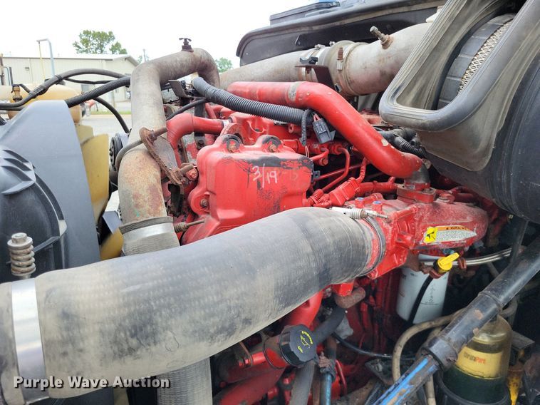 image for item LS9561 2014 International ProStar Plus  semi truck