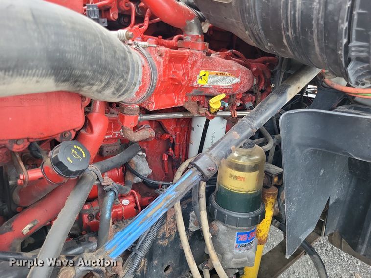 image for item LS9561 2014 International ProStar Plus  semi truck