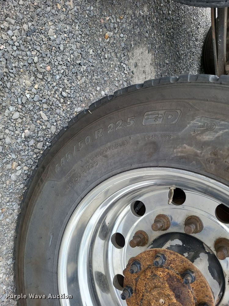 image for item LS9561 2014 International ProStar Plus  semi truck