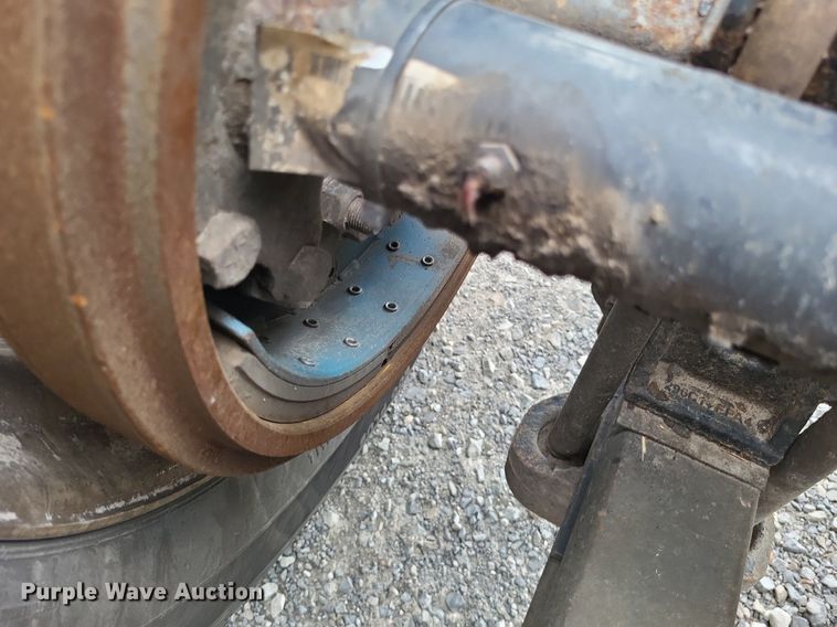 image for item LS9561 2014 International ProStar Plus  semi truck