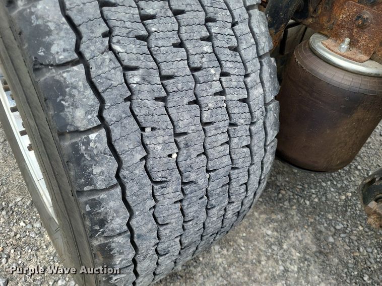 image for item LS9561 2014 International ProStar Plus  semi truck