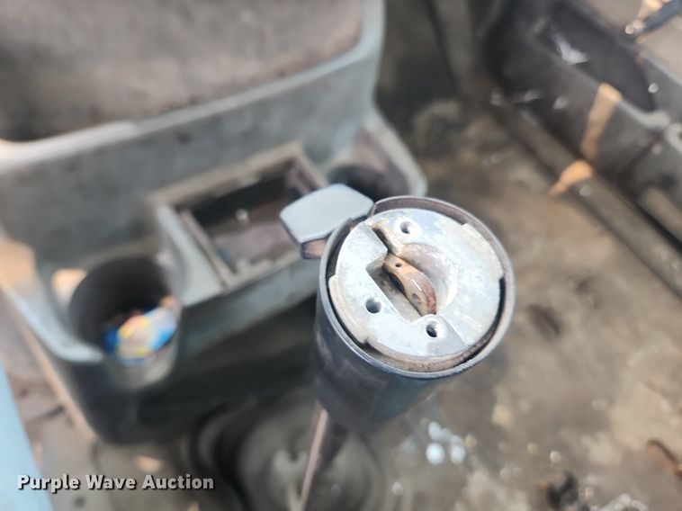 image for item LX9710 2006 Sterling AT9500  semi truck