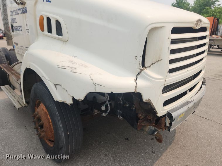 image for item LX9710 2006 Sterling AT9500  semi truck