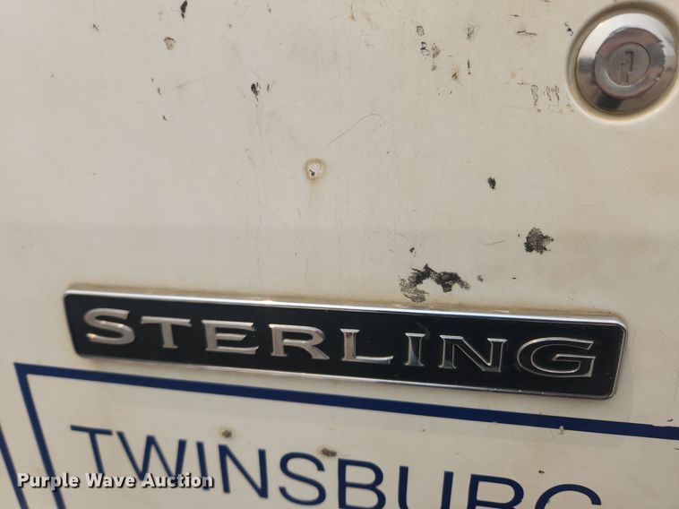 image for item LX9710 2006 Sterling AT9500  semi truck