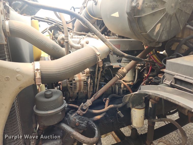 image for item LX9710 2006 Sterling AT9500  semi truck