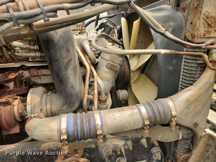 image for item LX9710 2006 Sterling AT9500  semi truck