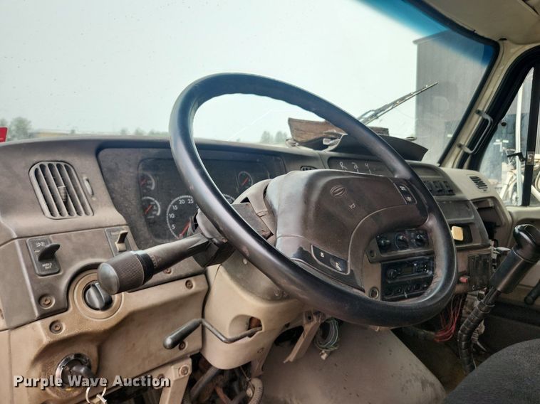 image for item LX9714 2006 Sterling L7500  flatbed truck