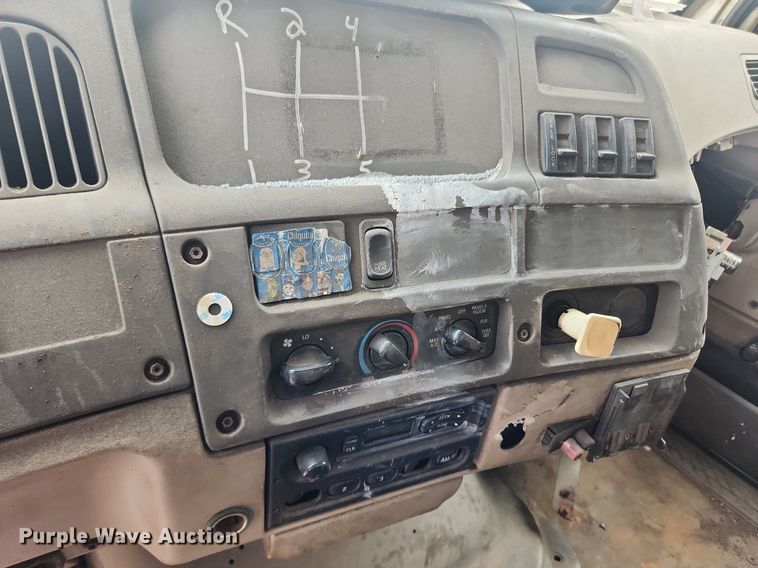 image for item LX9714 2006 Sterling L7500  flatbed truck