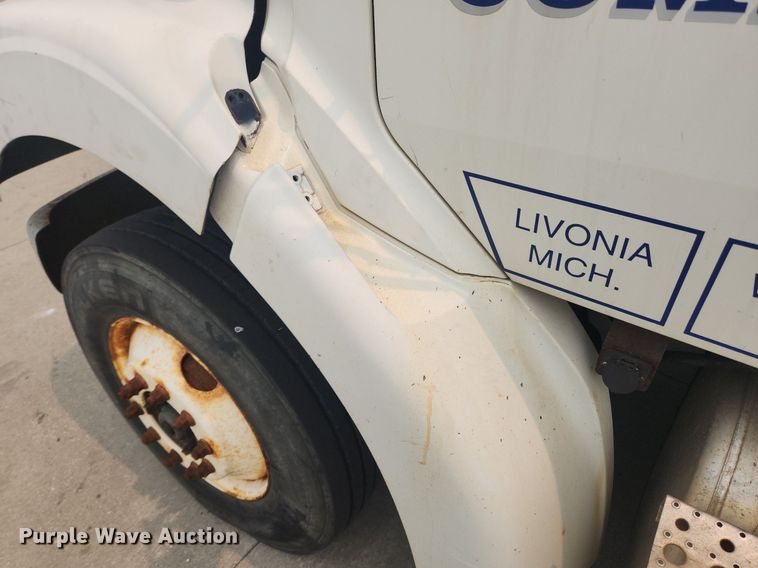 image for item LX9714 2006 Sterling L7500  flatbed truck